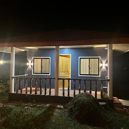 Cris & Mar Homestay Burgos  Zewnętrze zdjęcie