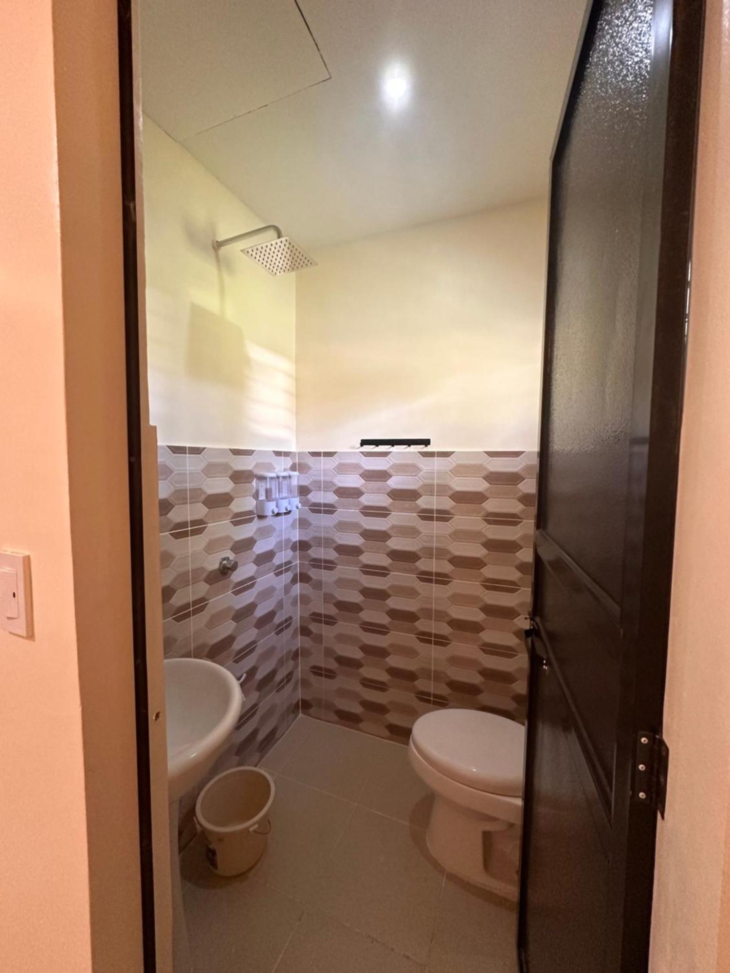 Cris & Mar Homestay Burgos  Zewnętrze zdjęcie