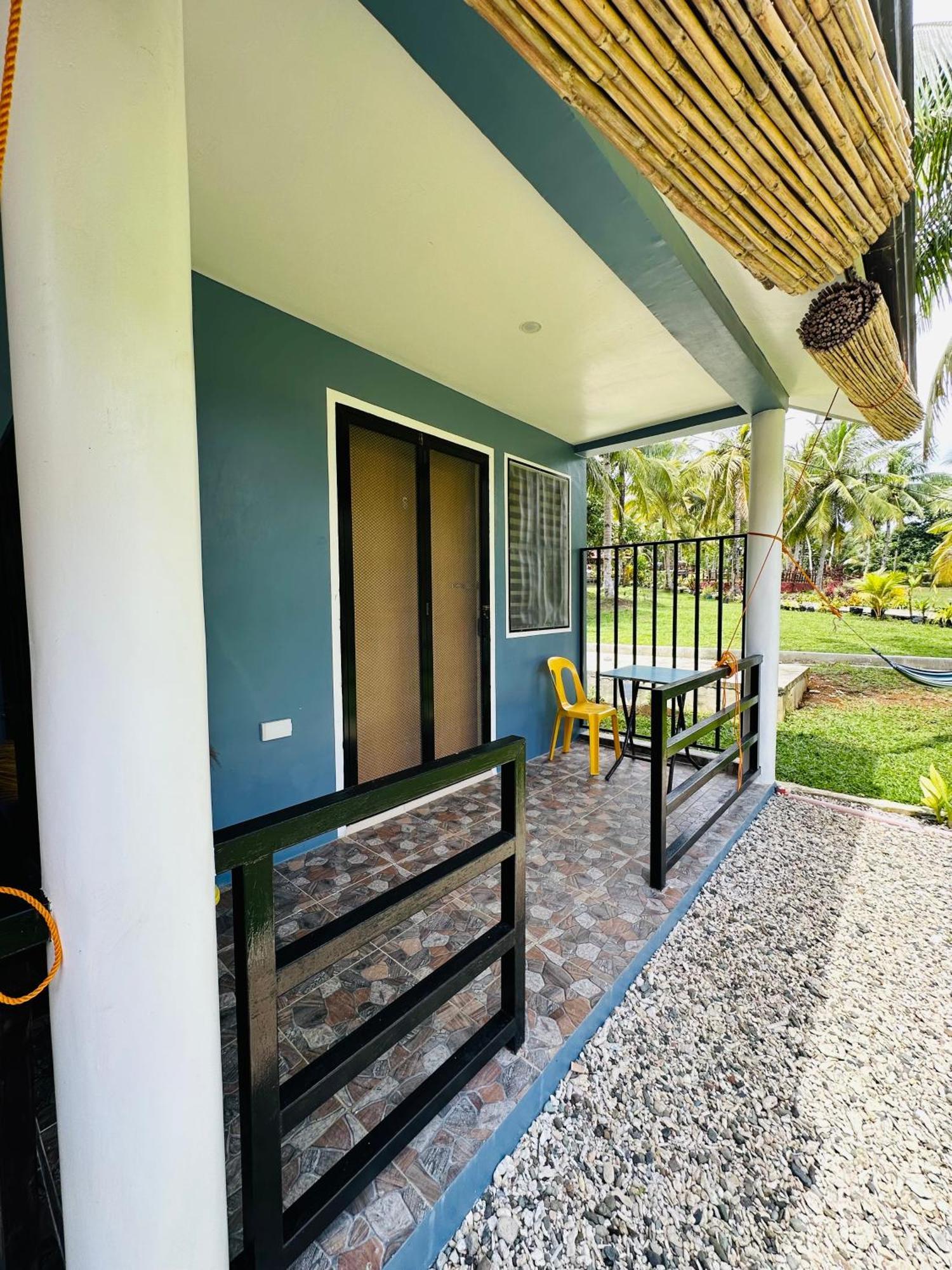 Cris & Mar Homestay Burgos  Zewnętrze zdjęcie